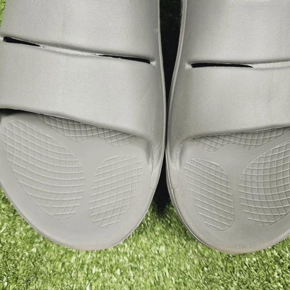 Oofos OOahh Slide Gray Recovery Athletic Comfort Sandals Mens Size US 11